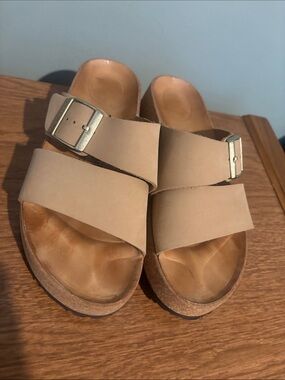 Birkenstock Papillio Beige Two-Strap Buckle Slide Sandals size 37 hardly worn